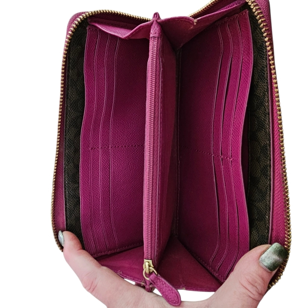 Coach Accordion Zip Around Crossgrain Leather Wallet - Picture 12 of 13